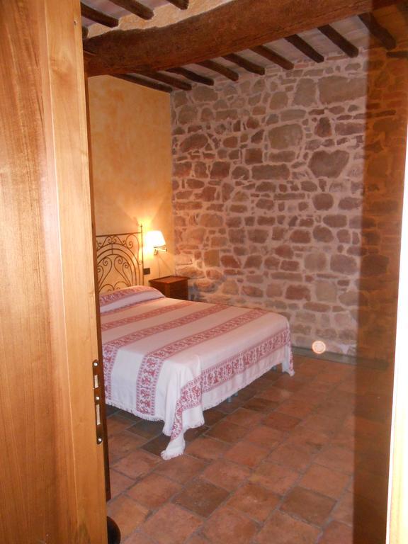 Lo Spedalicchio Hotel Бастия Умбра Екстериор снимка