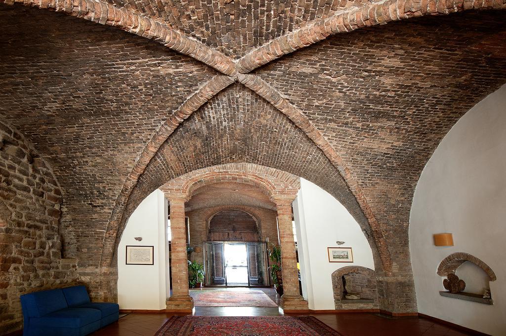 Lo Spedalicchio Hotel Бастия Умбра Екстериор снимка