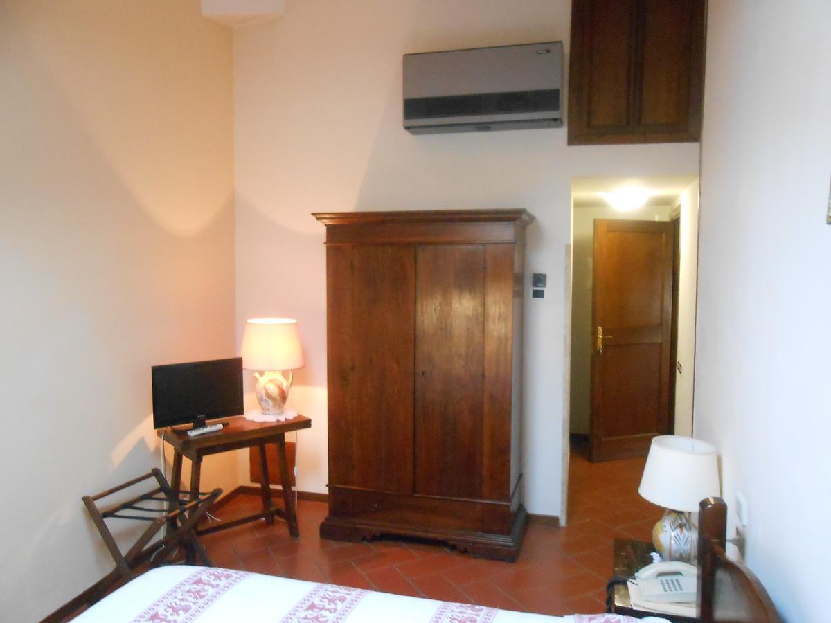 Lo Spedalicchio Hotel Бастия Умбра Екстериор снимка